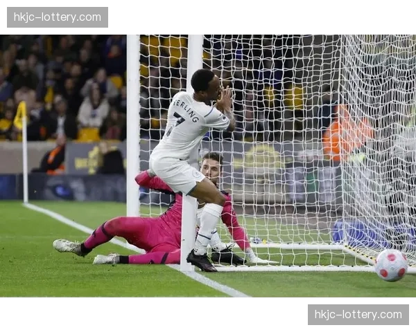 纪录片《飞翔的传中》上映，聚焦意大利边路足球传统