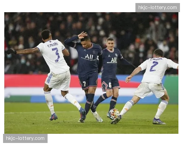 欧冠：皇家马德里3-2客胜巴黎圣日耳曼，贝林厄姆转换进攻中献绝杀