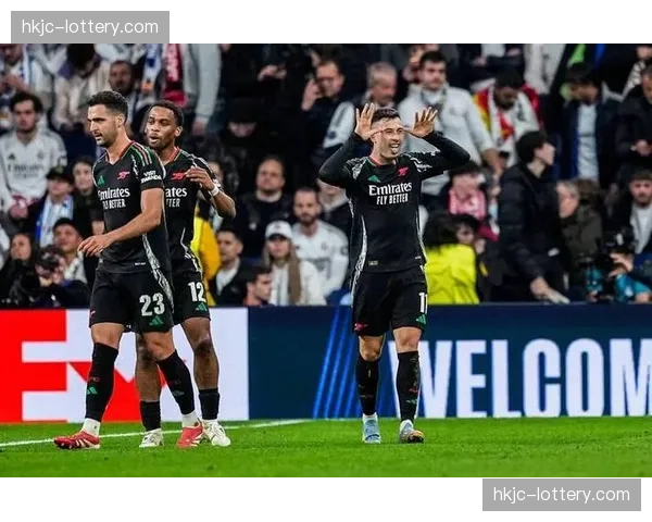 阿森纳vs马竞战术对决：技术流遭遇铁血防守，胜负悬念拉满